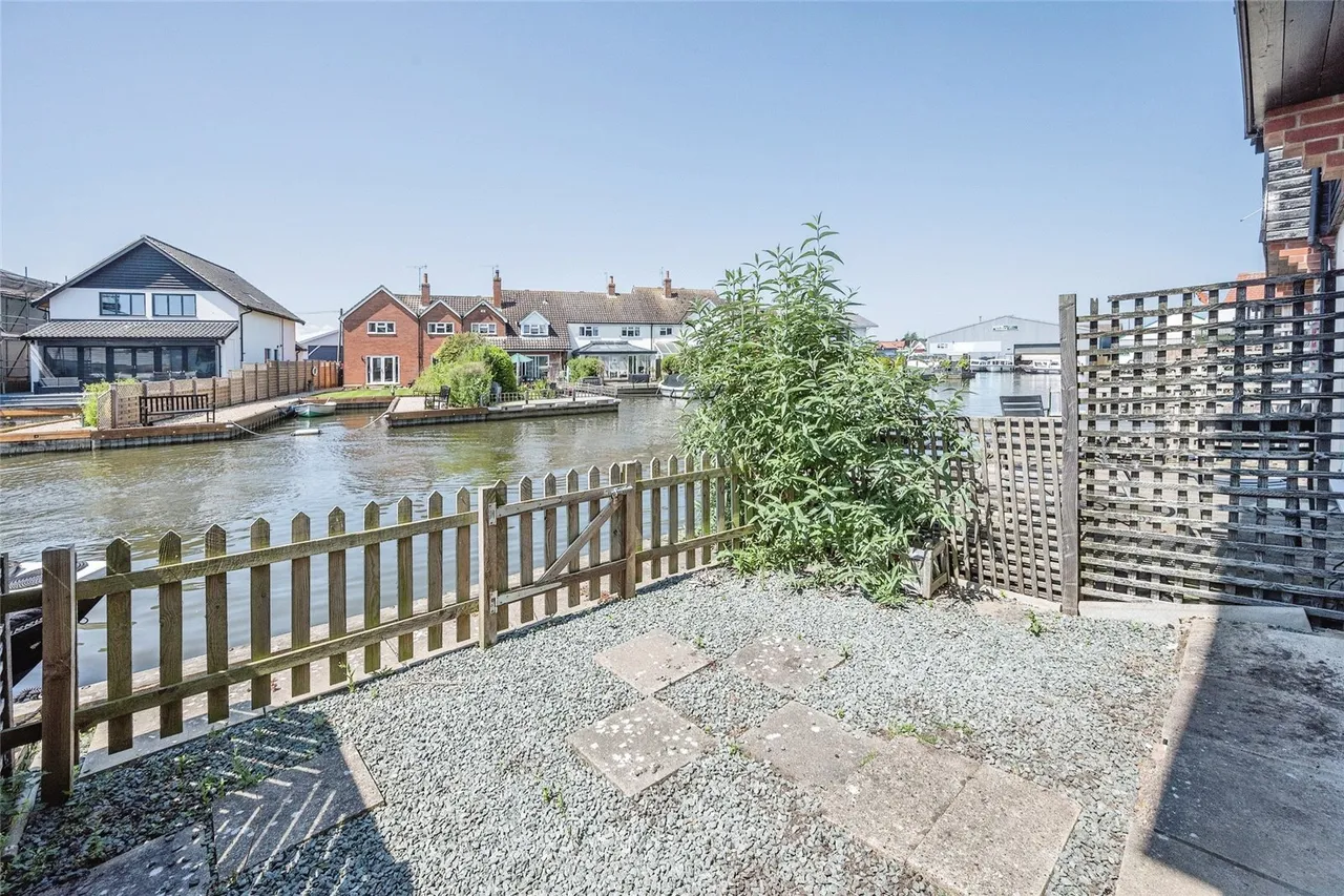 Marsh Road, Hoveton, Norwich, NR12, photo 6