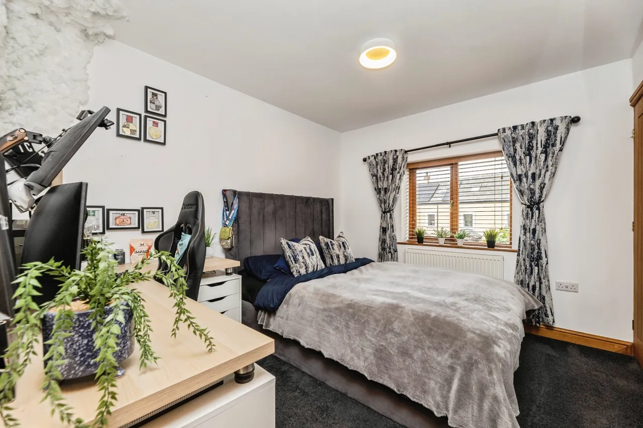 Middlecliff Lane, Little Houghton, BARNSLEY, photo 12