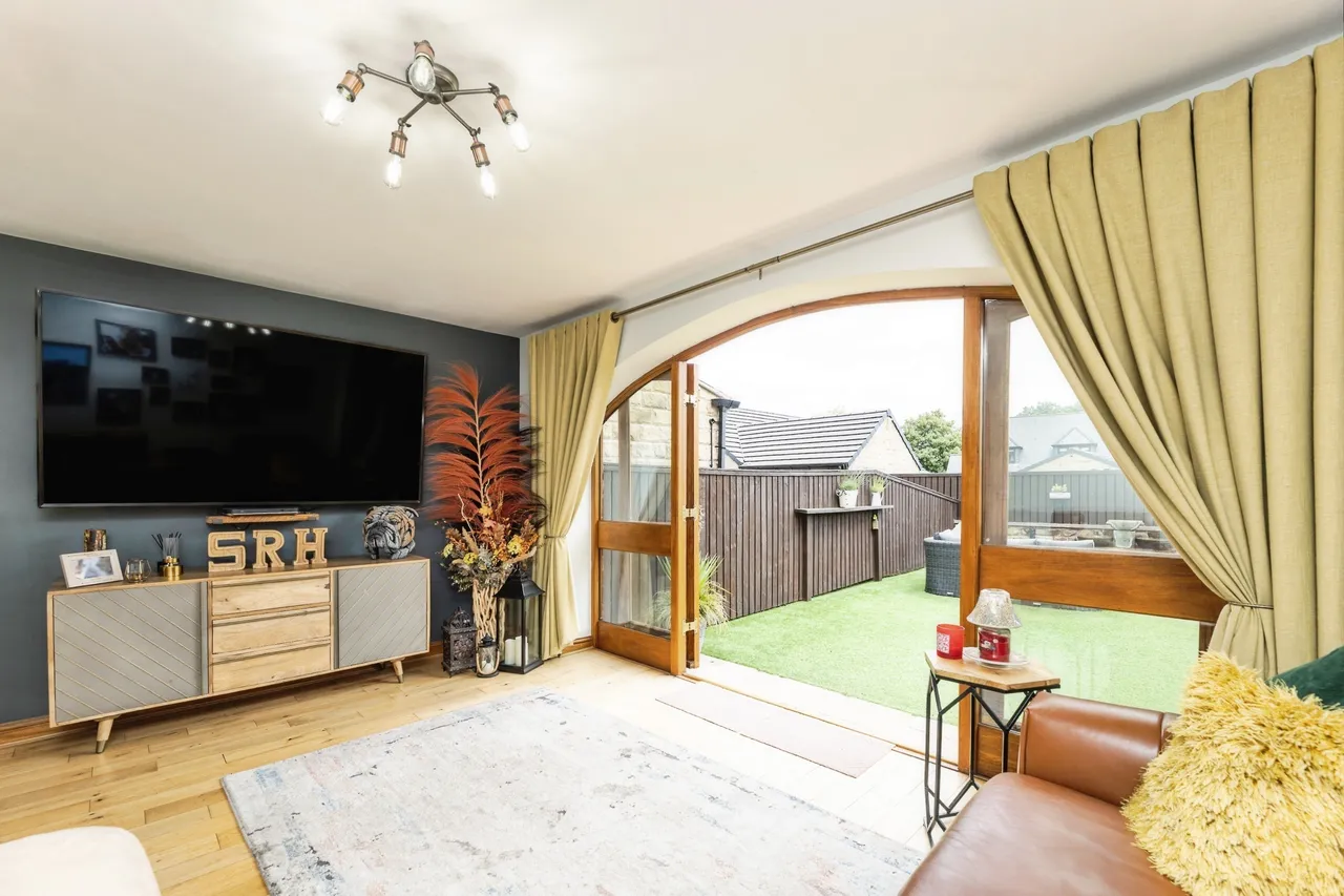 Middlecliff Lane, Little Houghton, BARNSLEY, photo 6