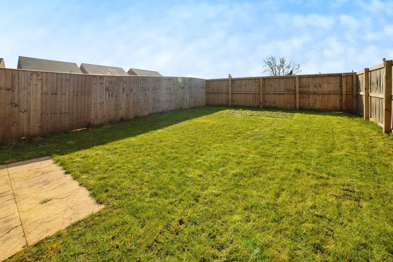 Red Fox Avenue, Stanton Hill, Sutton-in-Ashfield, Nottinghamshire, NG17, photo 16