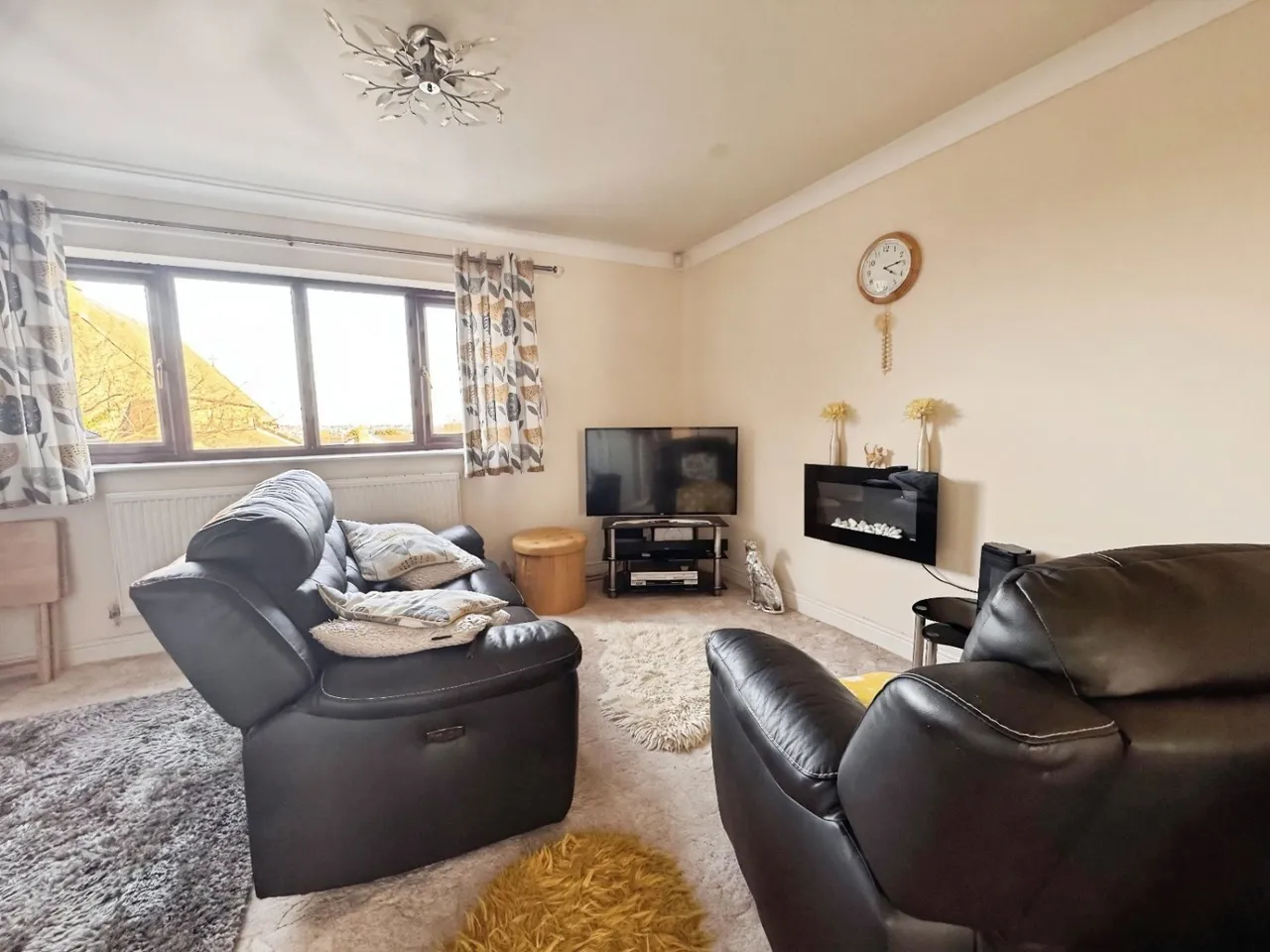 Church Street, Hightown, WF15, photo 8