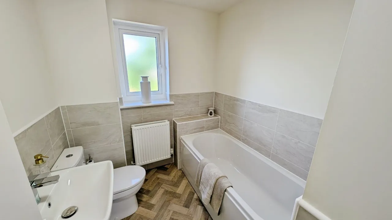 Hutchinson Road, Yate, BS37, photo 13