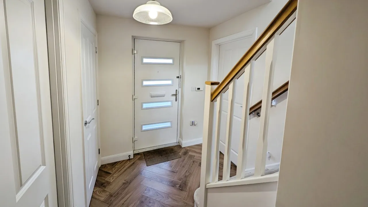 Hutchinson Road, Yate, BS37, photo 4