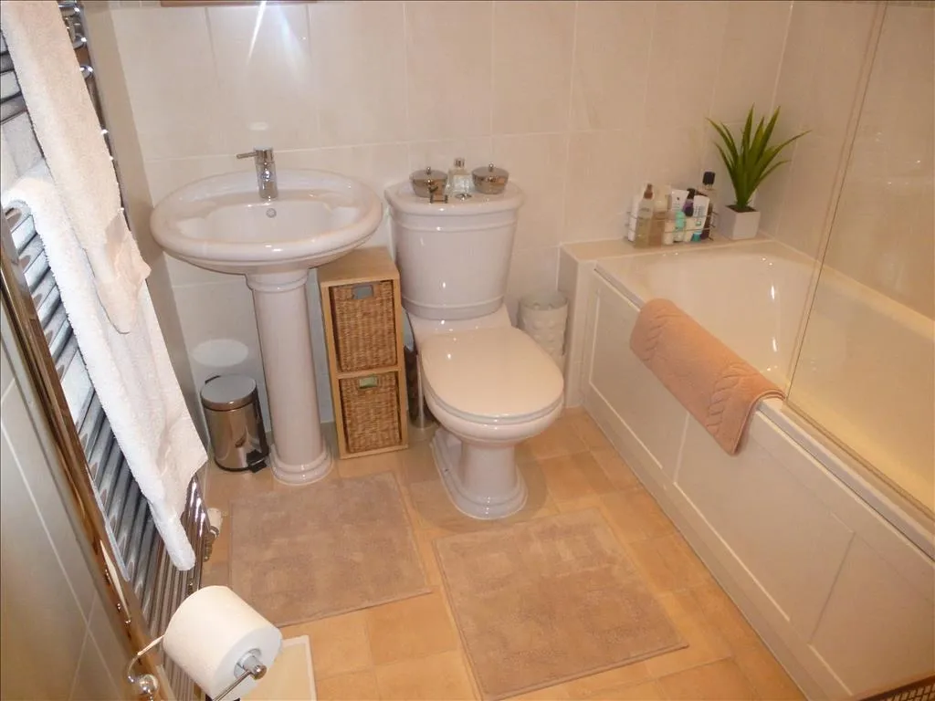 Southampton Road, SO50, photo 8