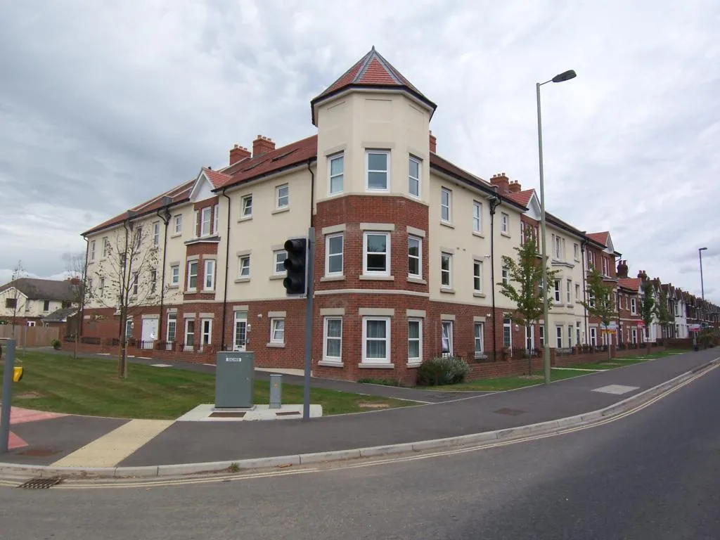 2 bed flat to rent, Southampton Road, SO50