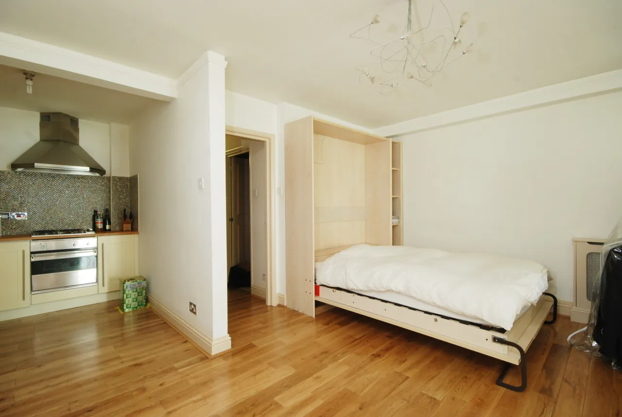 Flat 1 La Residence, 38a Marlborough Place, London, photo 11