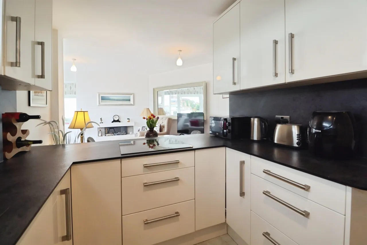 Sea Bank, Penarth, CF64, photo 7