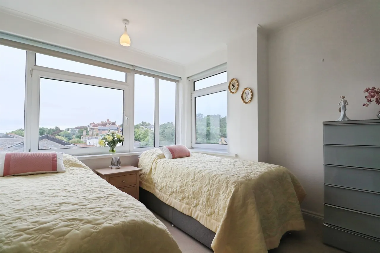 Sea Bank, Penarth, CF64, photo 13