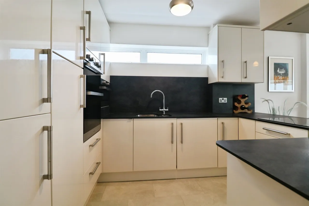 Sea Bank, Penarth, CF64, photo 6