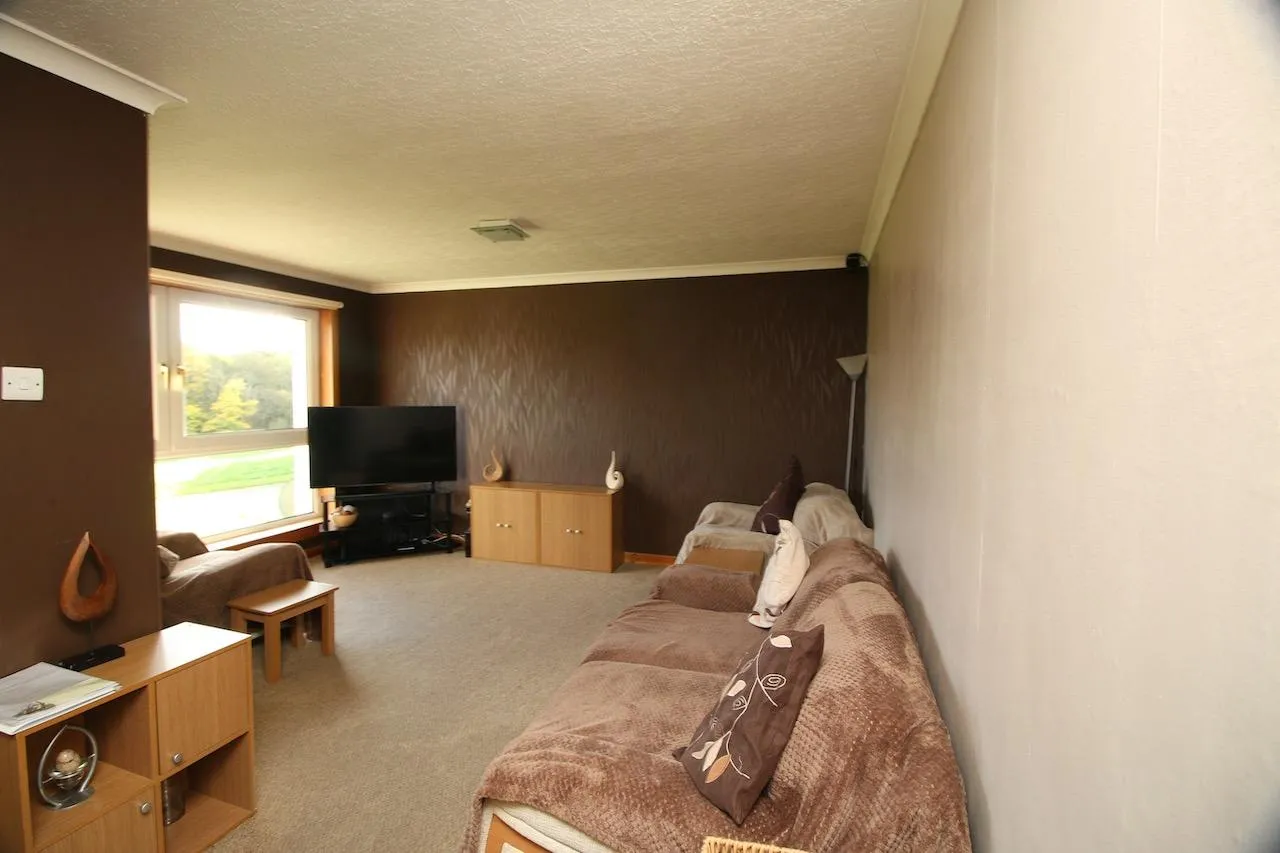 Hornbeam Road, Cumbernauld, G67 3NF, photo 5