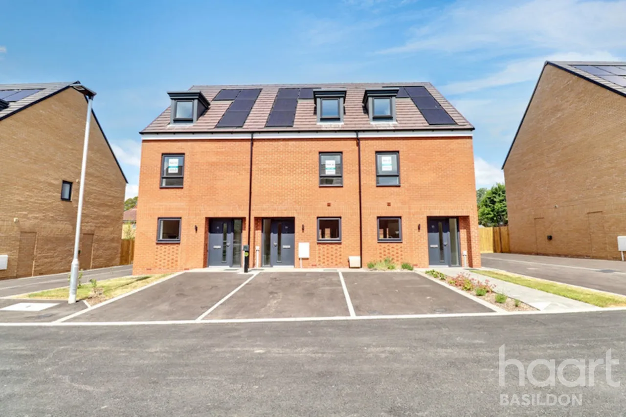 Ghyllgrove Place, Basildon, SS14, photo 17