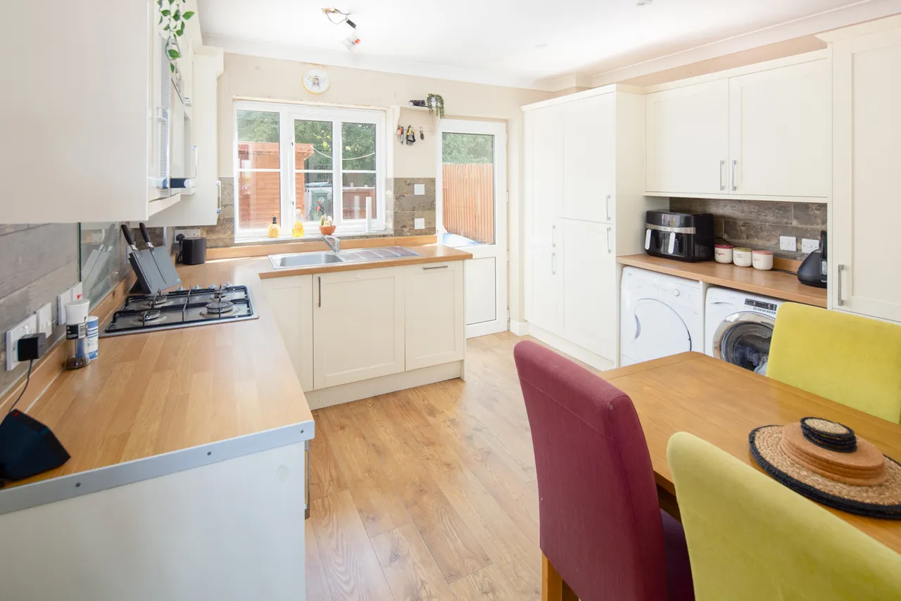 Springhill Road, Grendon Underwood, photo 5