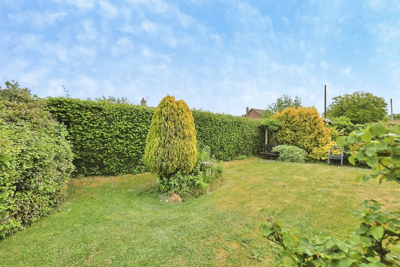 Loombe Close, Swanton Morley, NR20, photo 18