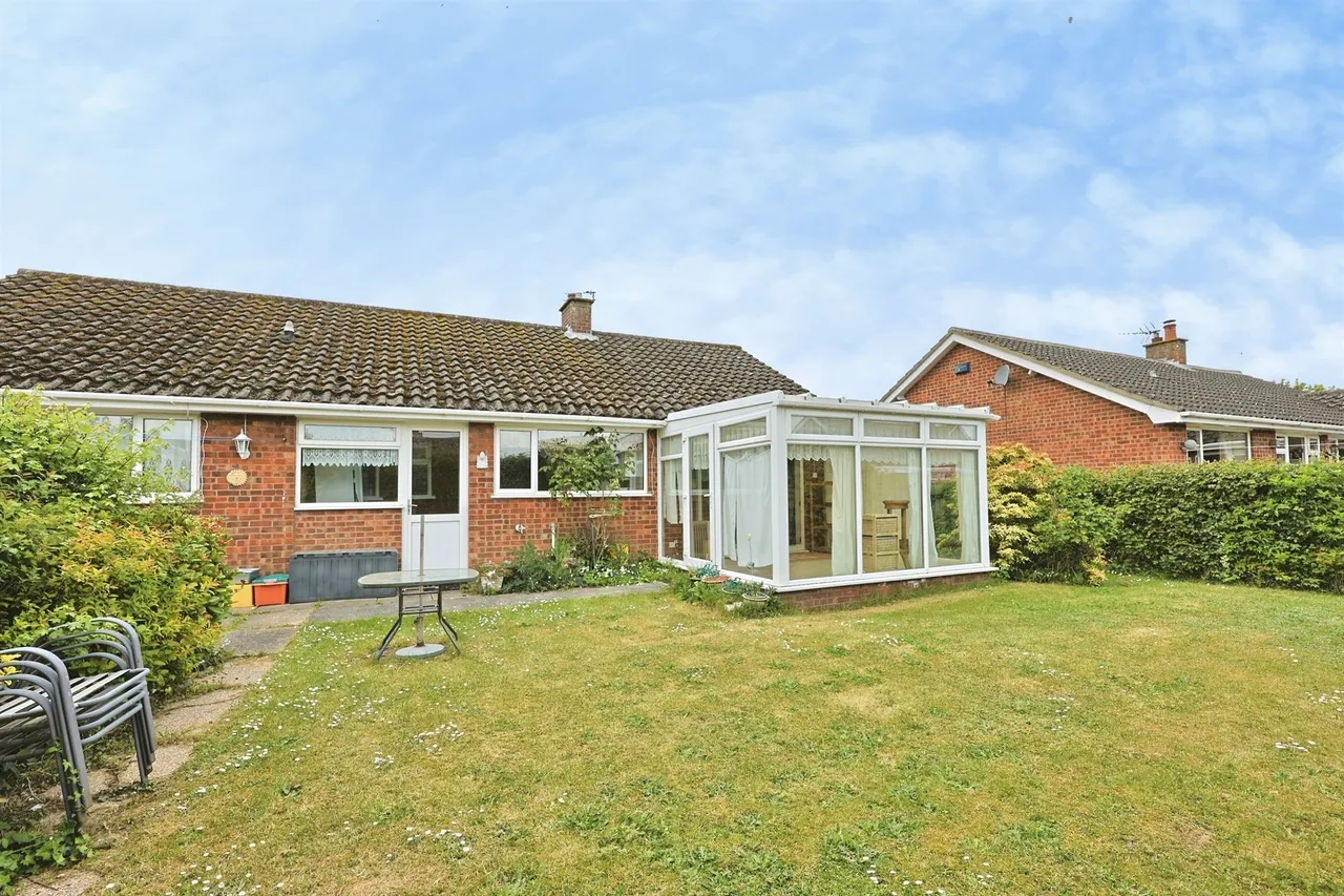 Loombe Close, Swanton Morley, NR20, photo 16