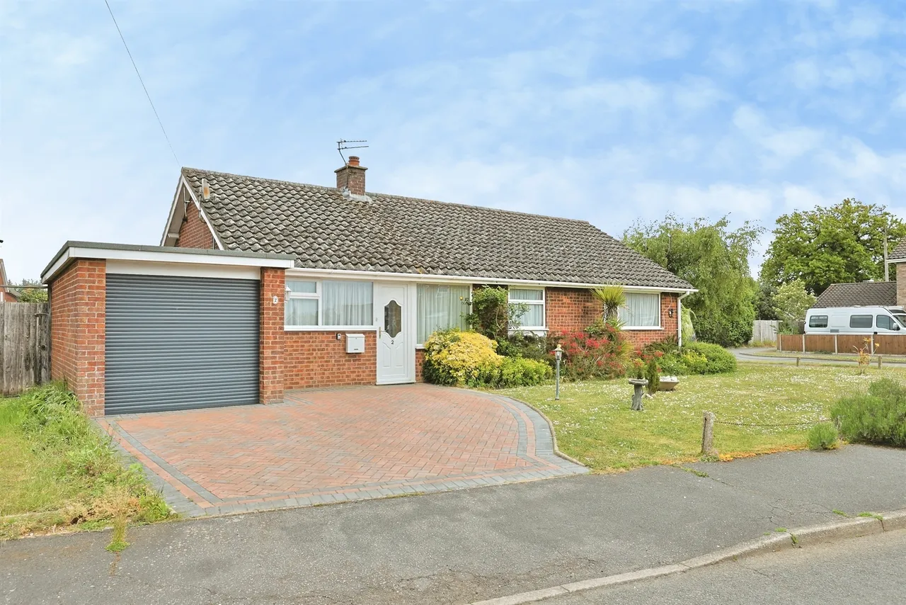 3 bed house for sale, Loombe Close, Swanton Morley, NR20