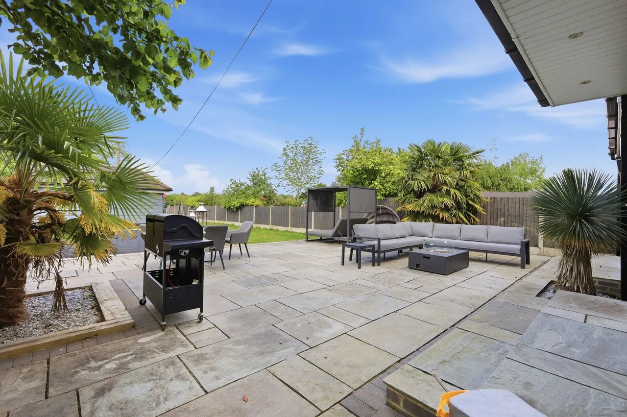 King Street, High Ongar, CM5, photo 26