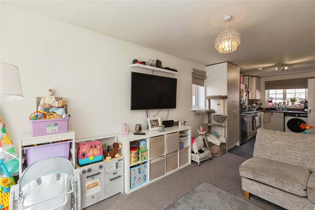 Brewery Lane, Broughton, Aylesbury, Buckinghamshire, HP22, photo 4