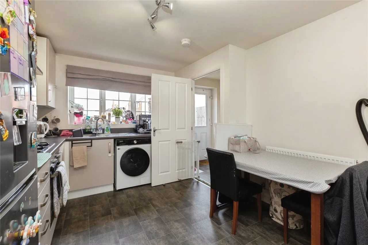Brewery Lane, Broughton, Aylesbury, Buckinghamshire, HP22, photo 5