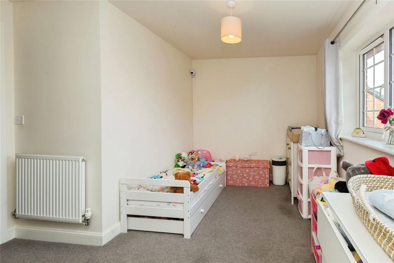 Brewery Lane, Broughton, Aylesbury, Buckinghamshire, HP22, photo 9
