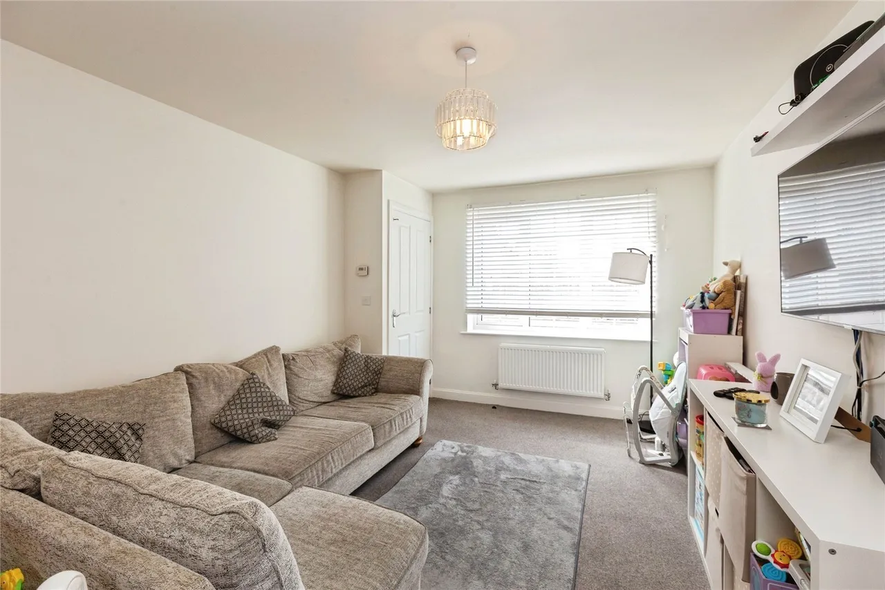 Brewery Lane, Broughton, Aylesbury, Buckinghamshire, HP22, photo 2