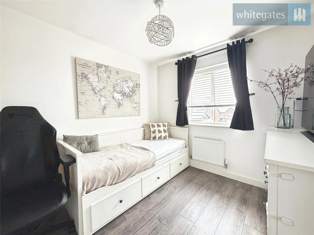 Oldham Gardens, Llay, LL12, photo 15