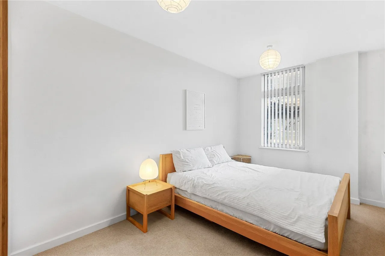 Salton Square, Limehouse, E14, photo 10