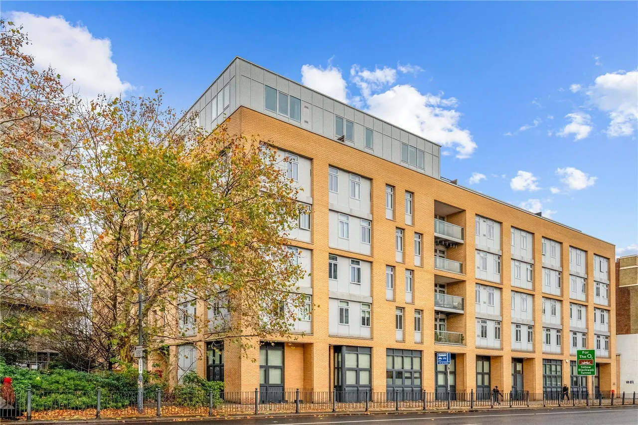 Salton Square, Limehouse, E14, photo 6