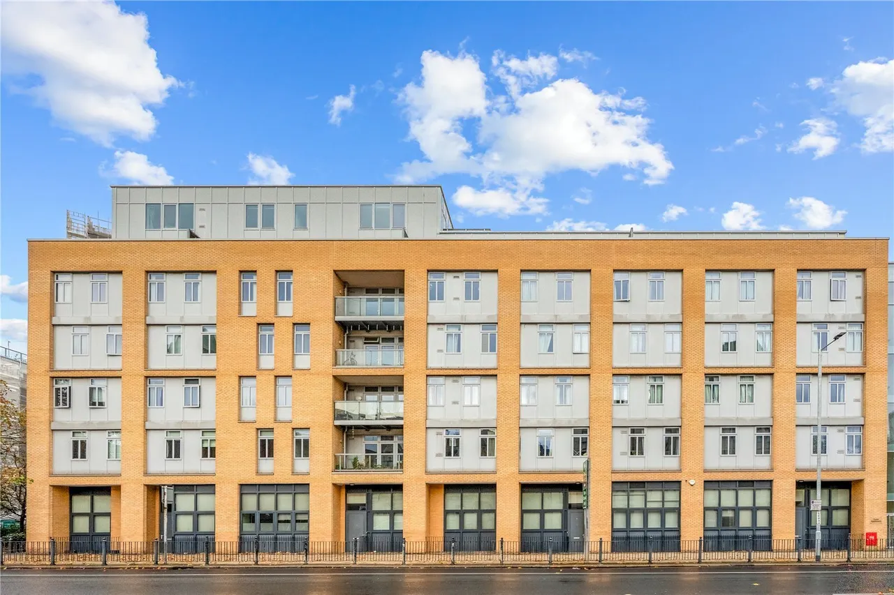 Salton Square, Limehouse, E14, photo 16