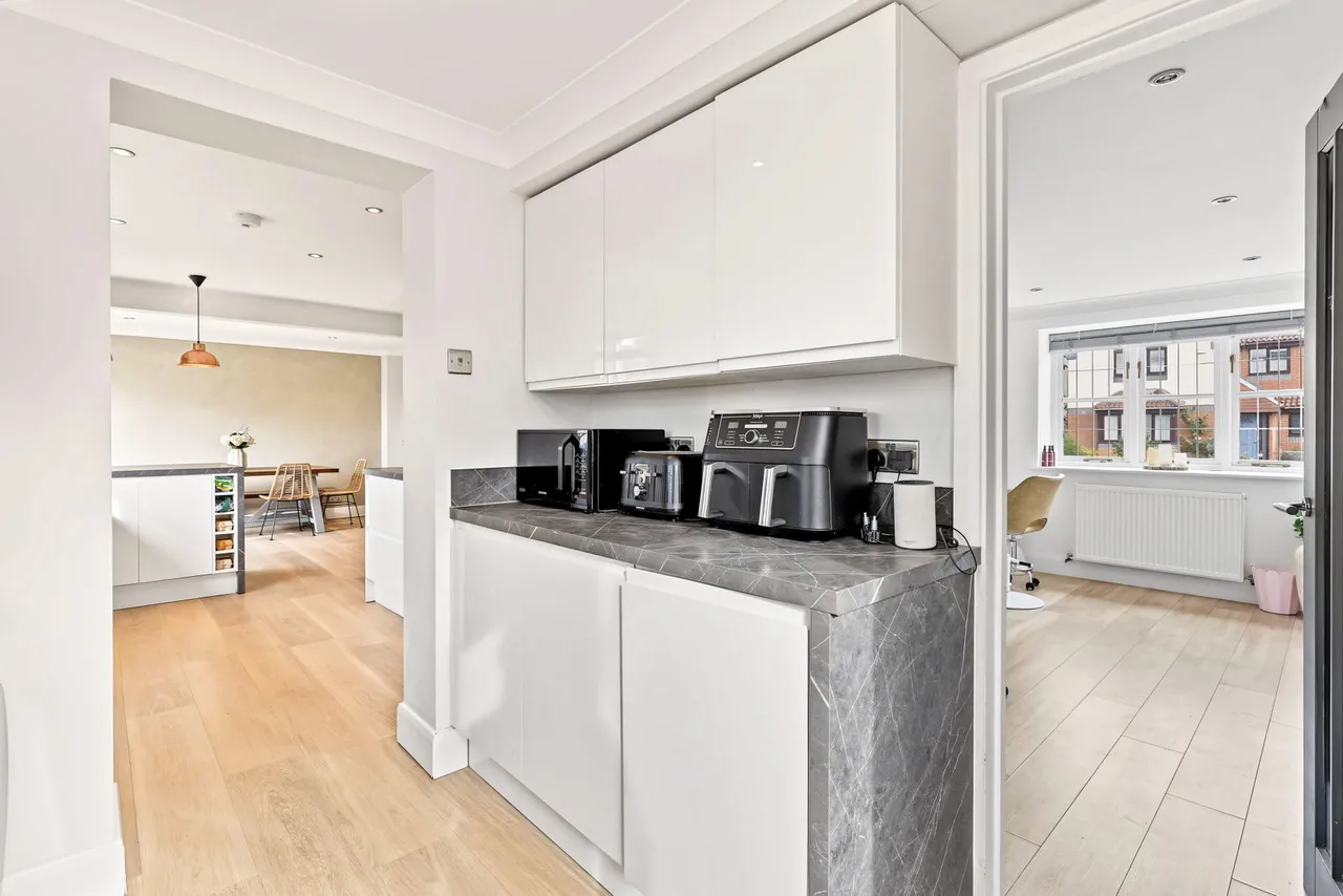 Blair Close, Bishop's Stortford, CM23, photo 17