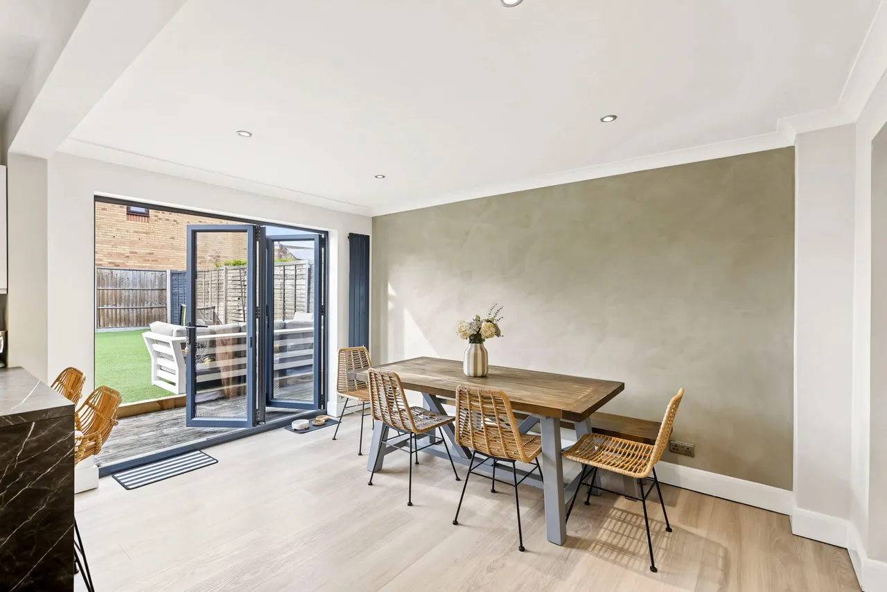 Blair Close, Bishop's Stortford, CM23, photo 10