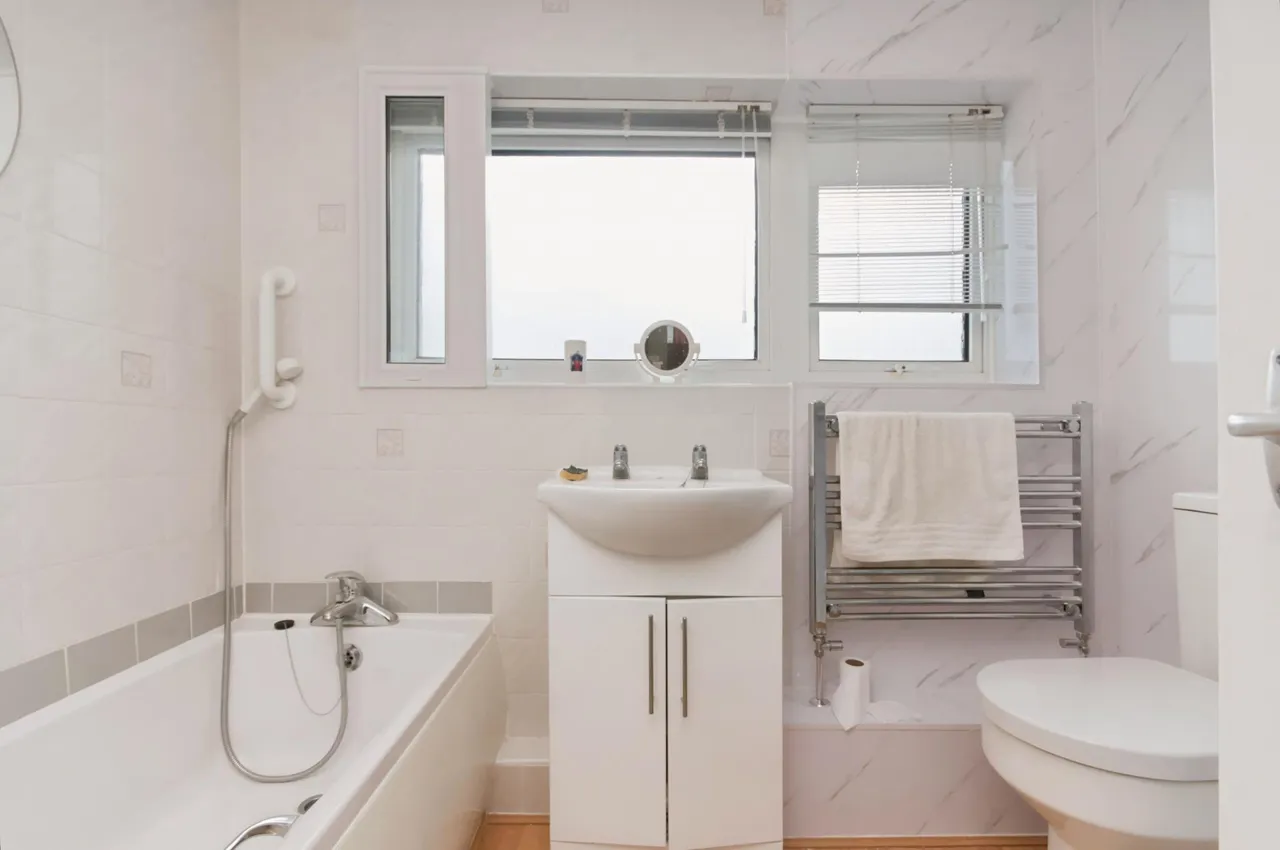 Ramsay Way, Eastbourne, BN23, photo 22