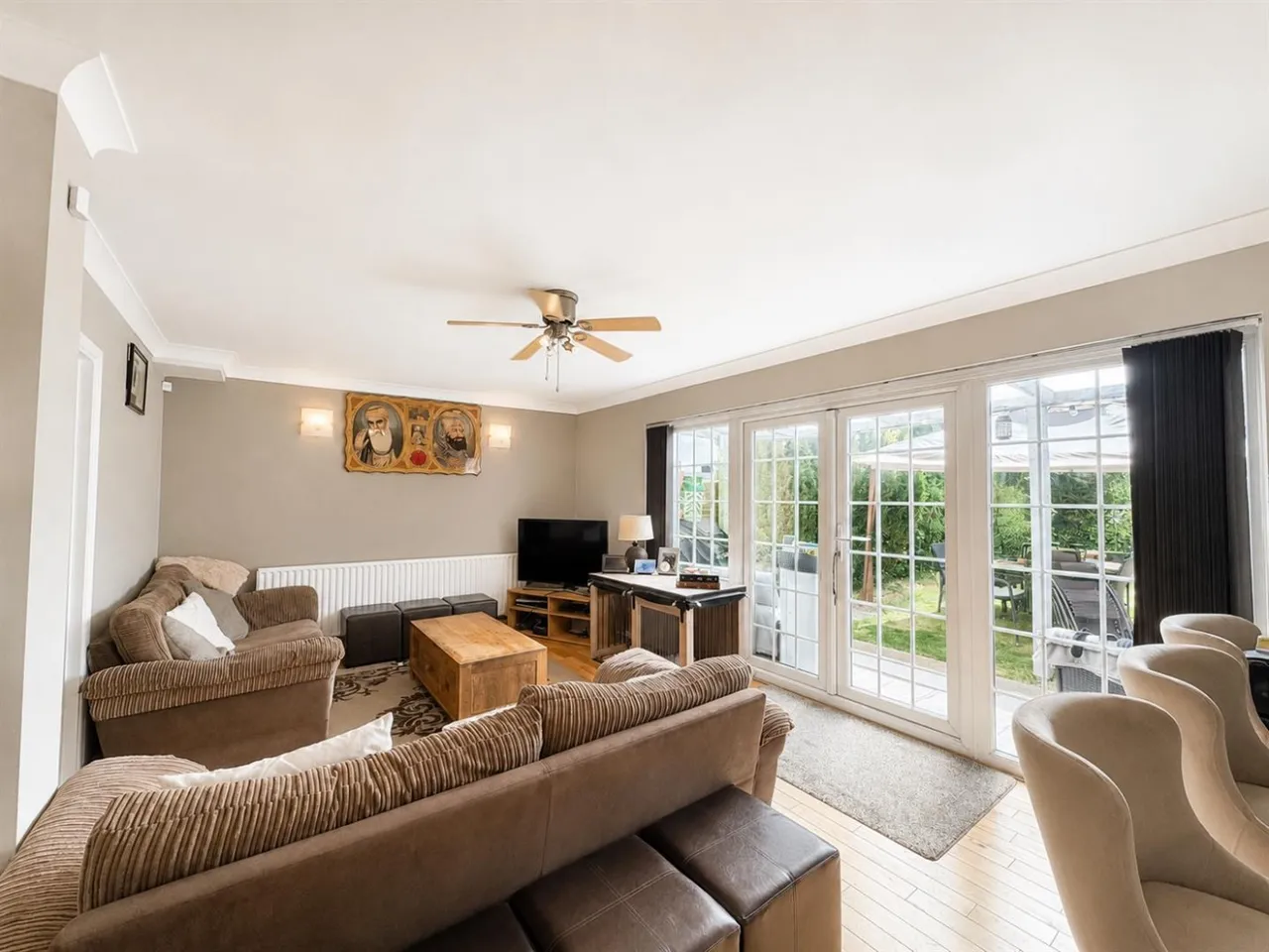End Terrace, Southall, UB1, photo 11