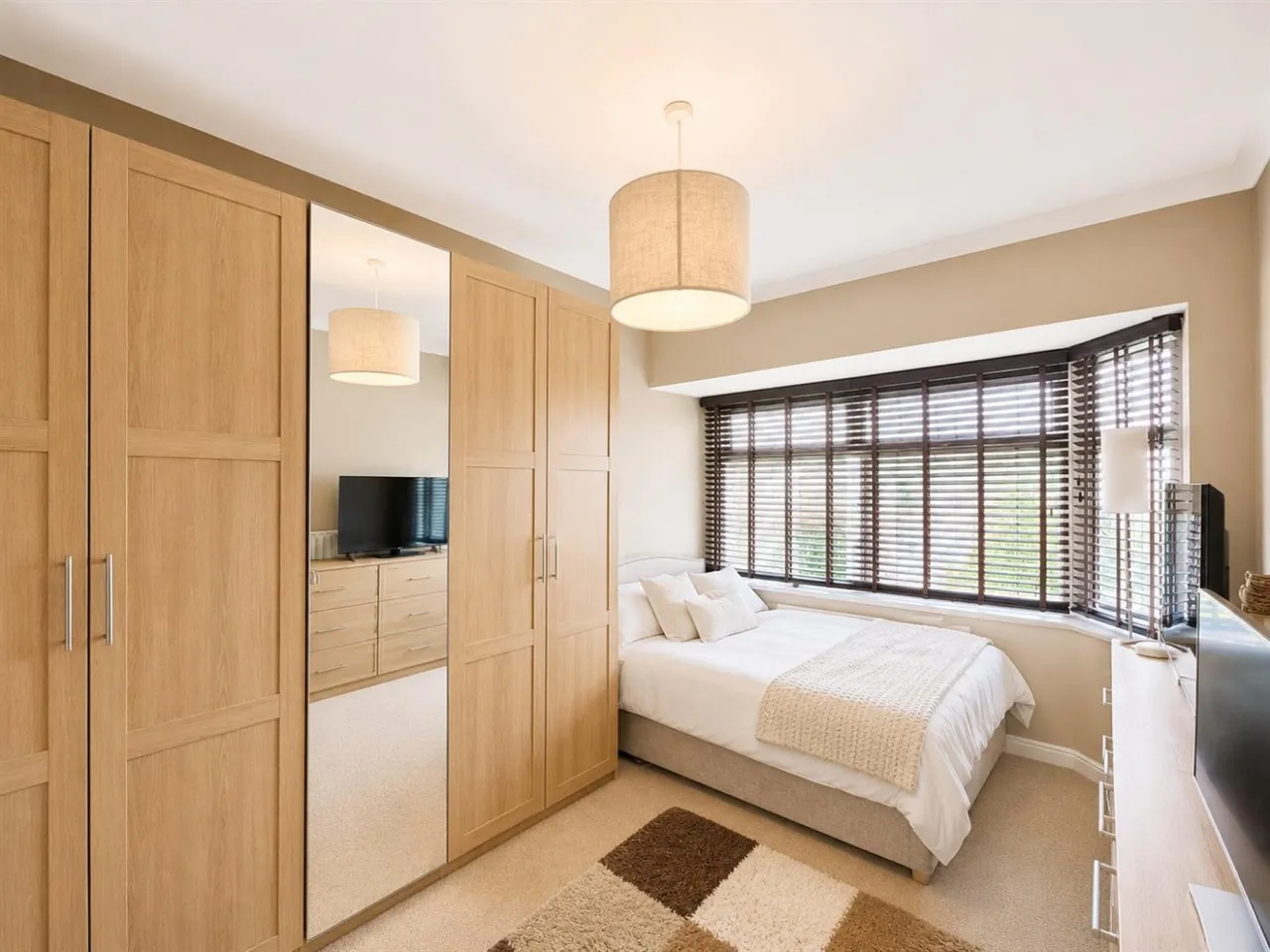 End Terrace, Southall, UB1, photo 5