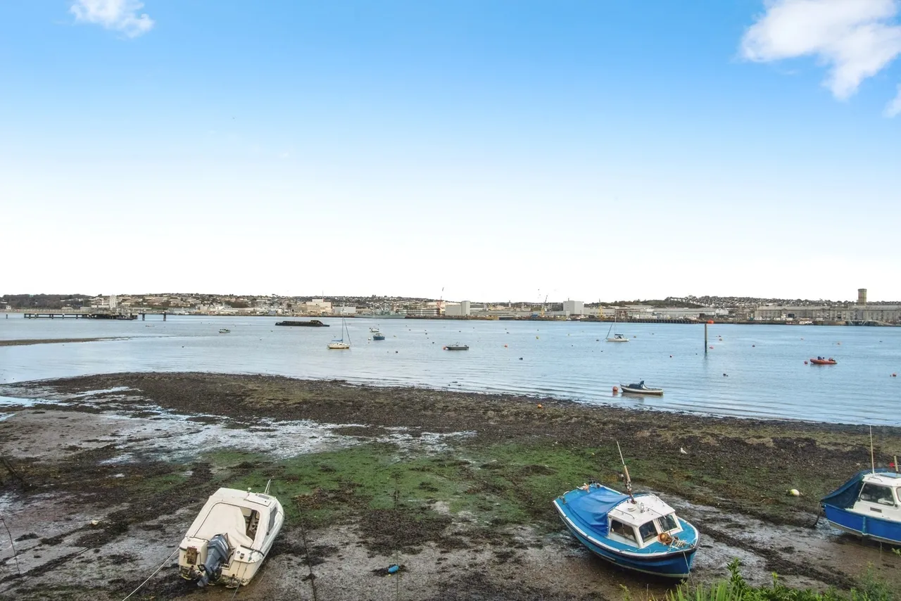 King Street, Torpoint, PL11, photo 4