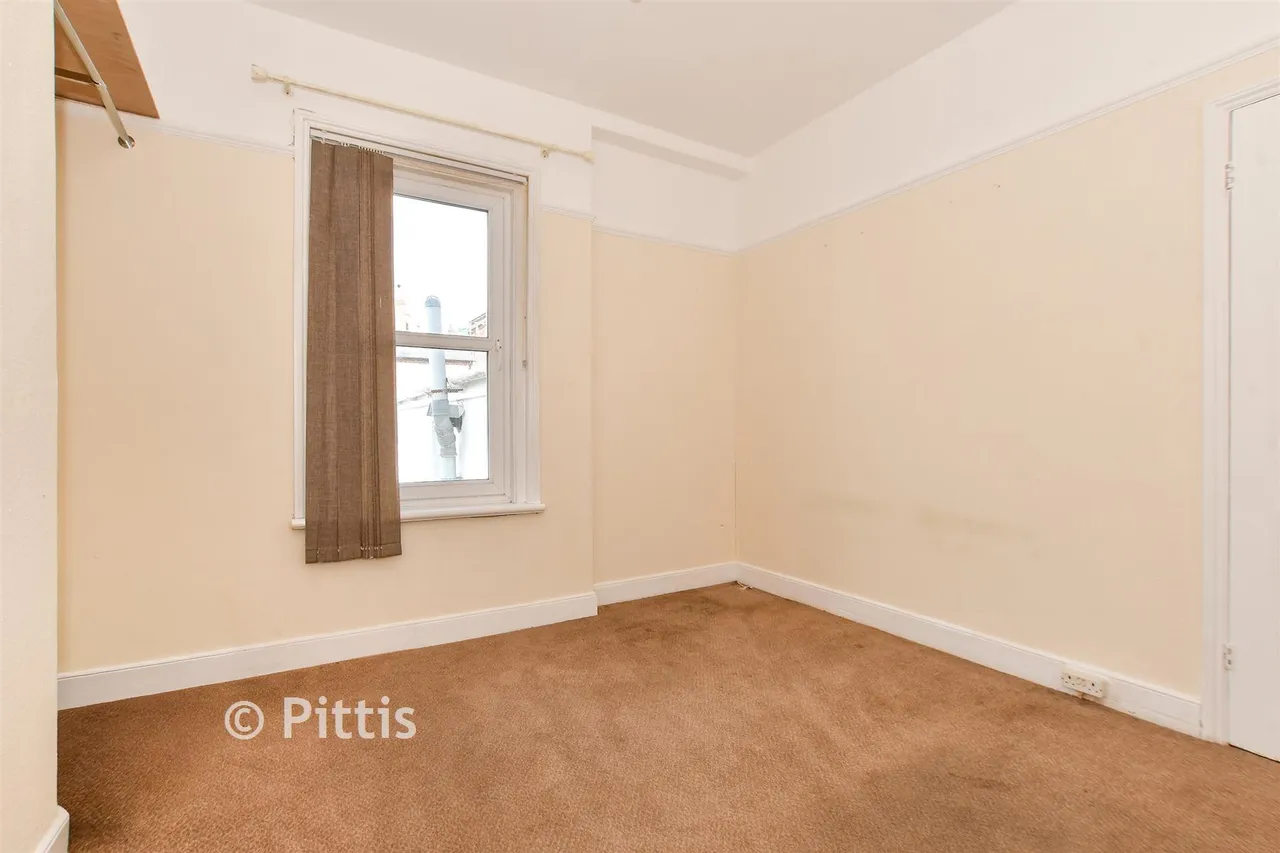 Fitzroy Street, Sandown, PO36, photo 7