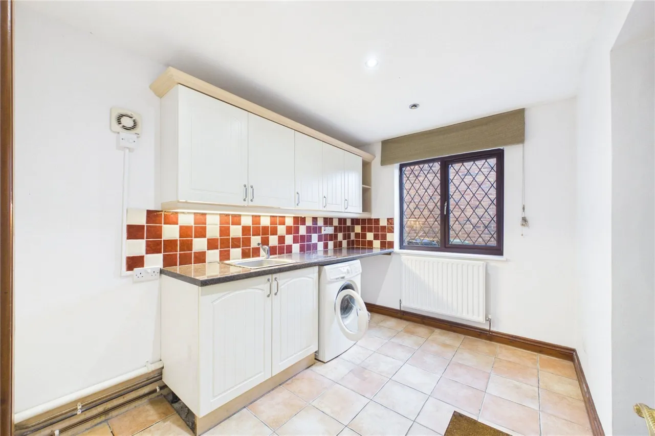 Romans Gate, Pamber Heath, RG26, photo 6