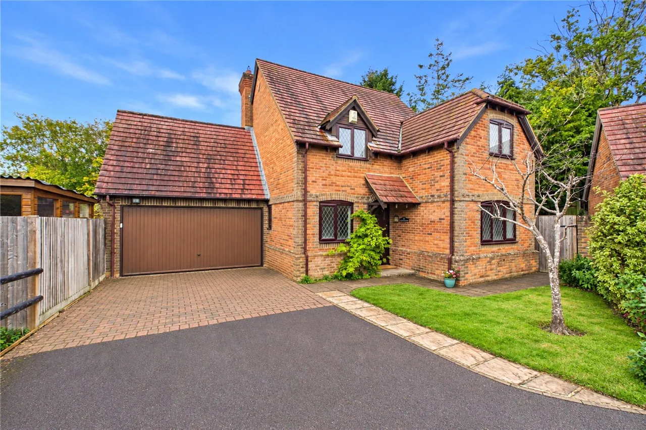 4 bed house to rent, Romans Gate, Pamber Heath, RG26