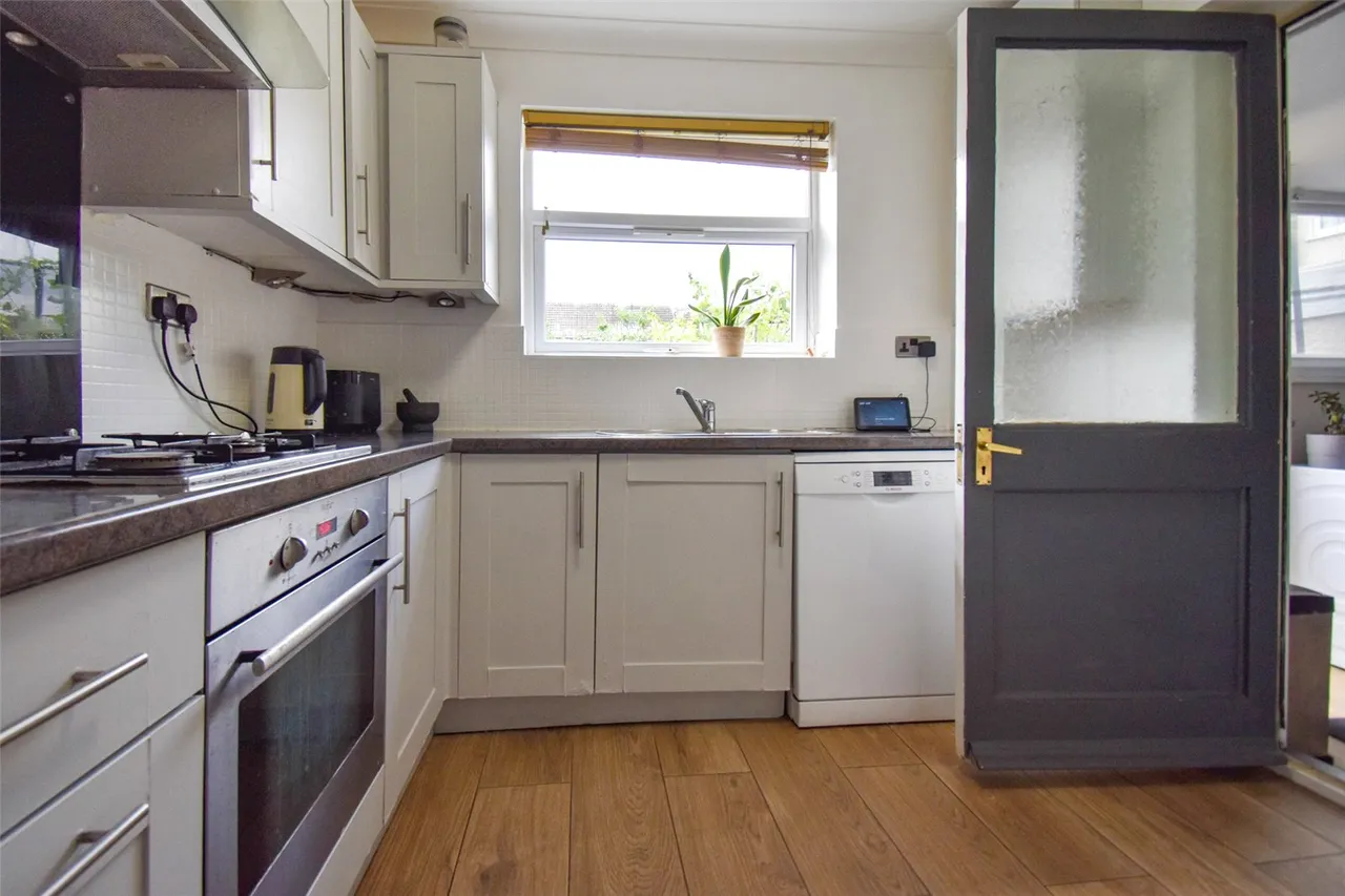 Brookfield Road, Aldershot, Hampshire, GU12 4UP, photo 11