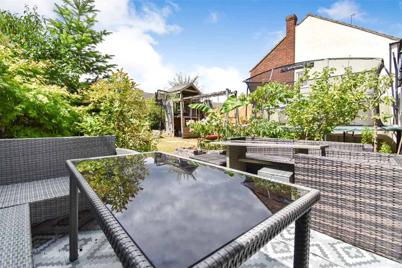 Brookfield Road, Aldershot, Hampshire, GU12 4UP, photo 5