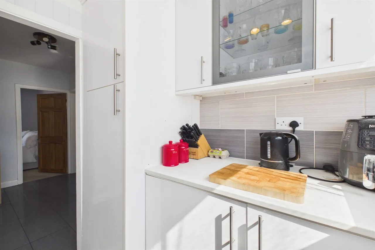 London, SW19 2PG, photo 7