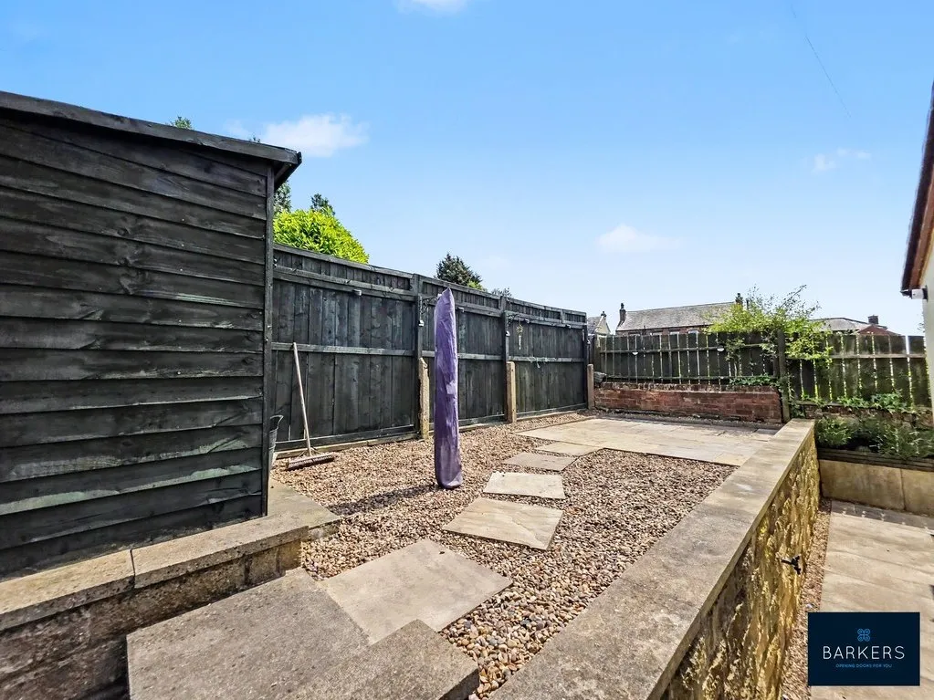 Fountain Street, Heckmondwike WF16 9HS, photo 2