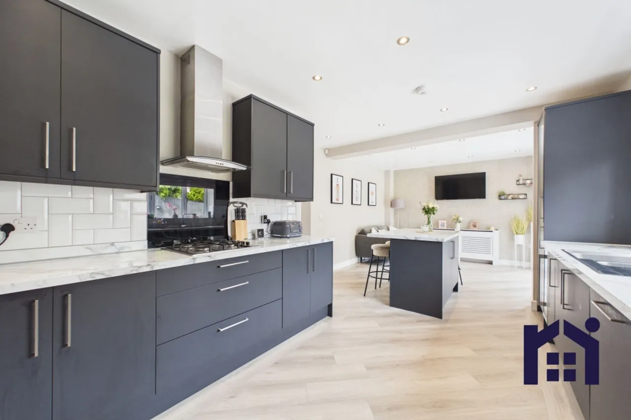 4 bed house for sale — Great Wood Close, Chorley, PR7 2FJ