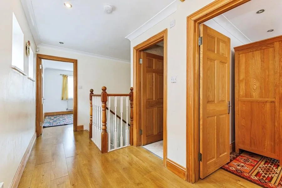 Worthington Road, Surbiton, KT6, photo 9