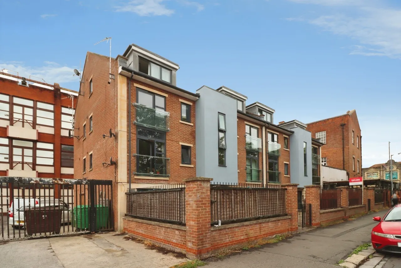 1 bed flat for sale — Beechwood House, Beechwood Road, Fishponds, BS16