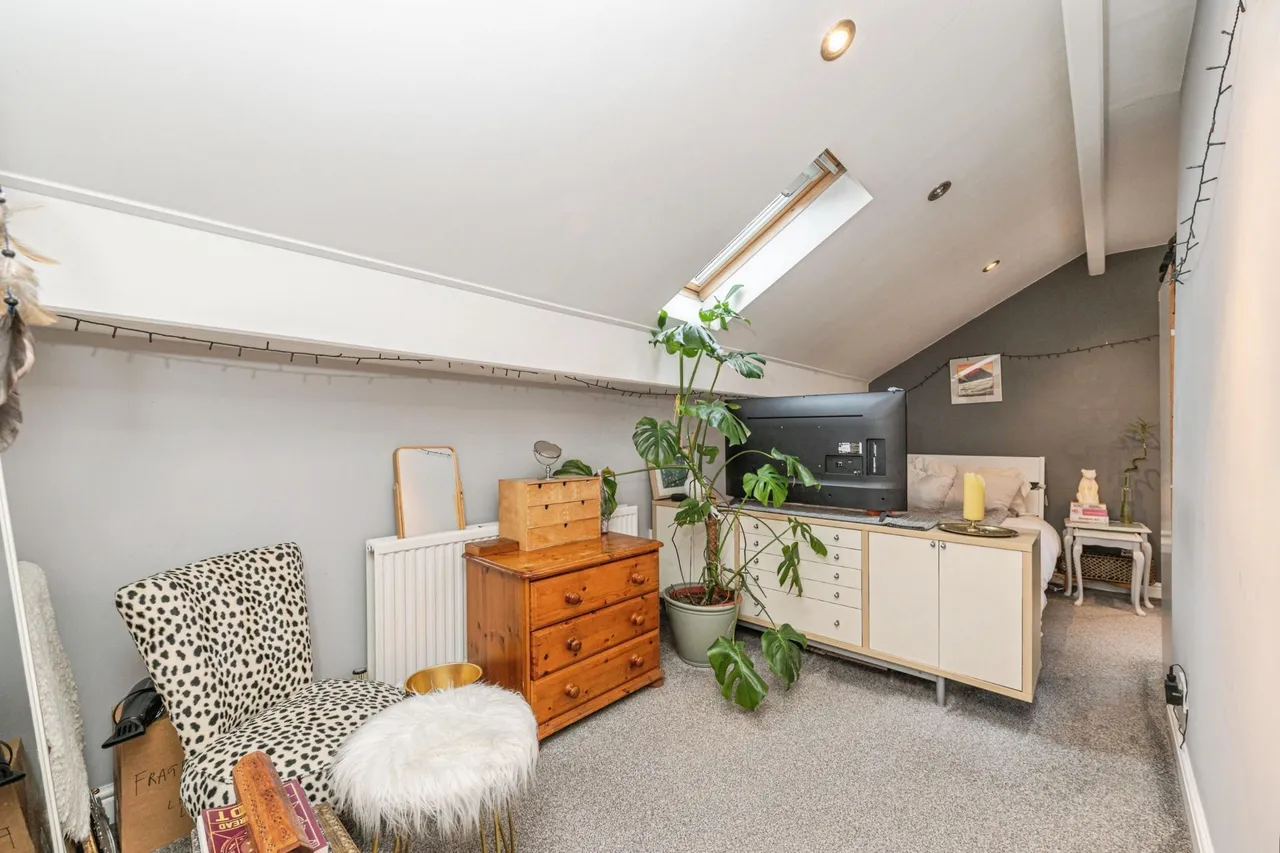 Clifton Road, Huddersfield, HD1, photo 24