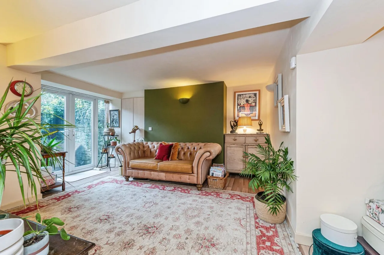 Clifton Road, Huddersfield, HD1, photo 2