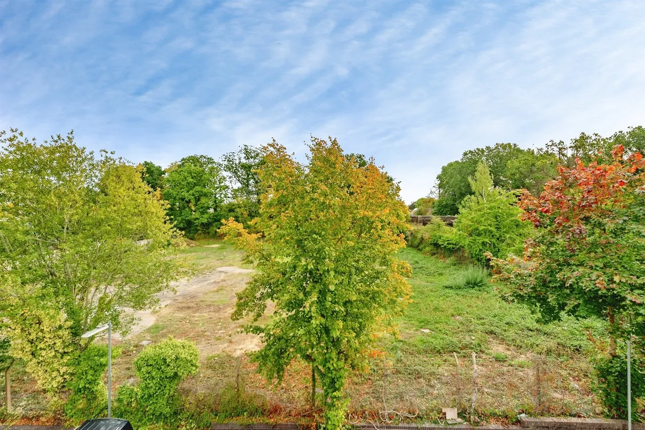 Russell Way, Crawley, RH10, photo 4