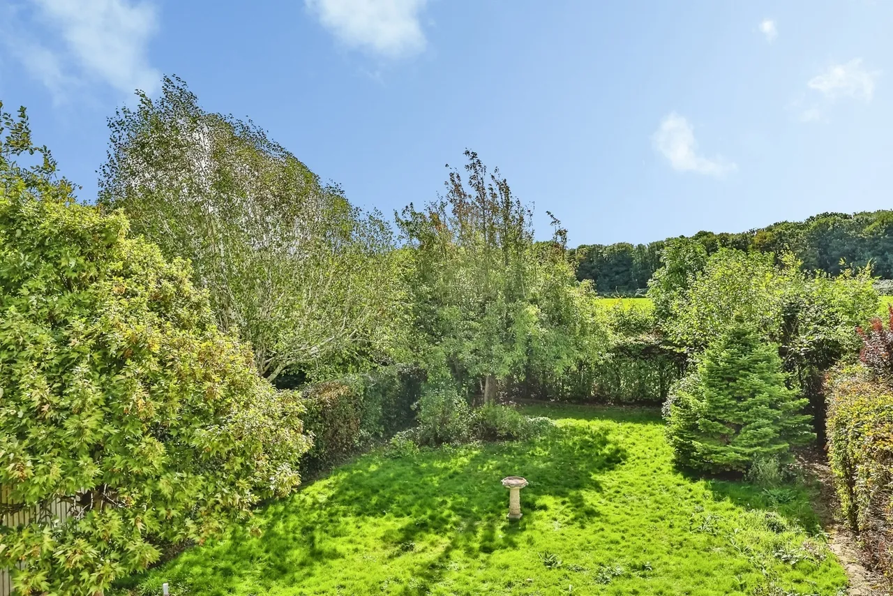 Aspley Park Drive, Nottingham, NG8, photo 2