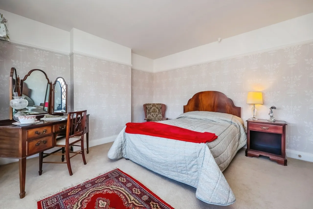 Aspley Park Drive, Nottingham, NG8, photo 12