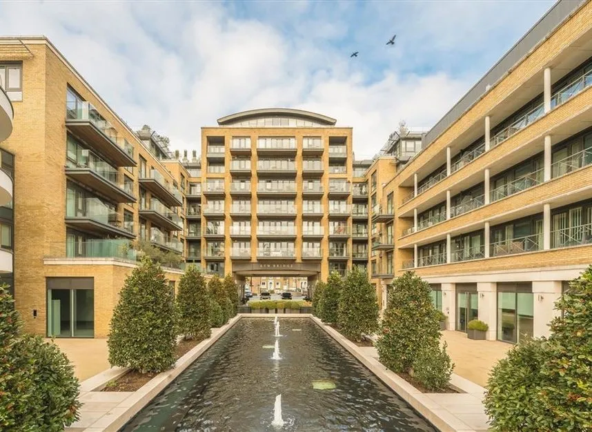 2 bed property to rent, Kew Bridge Road, Kew Bridge, TW8